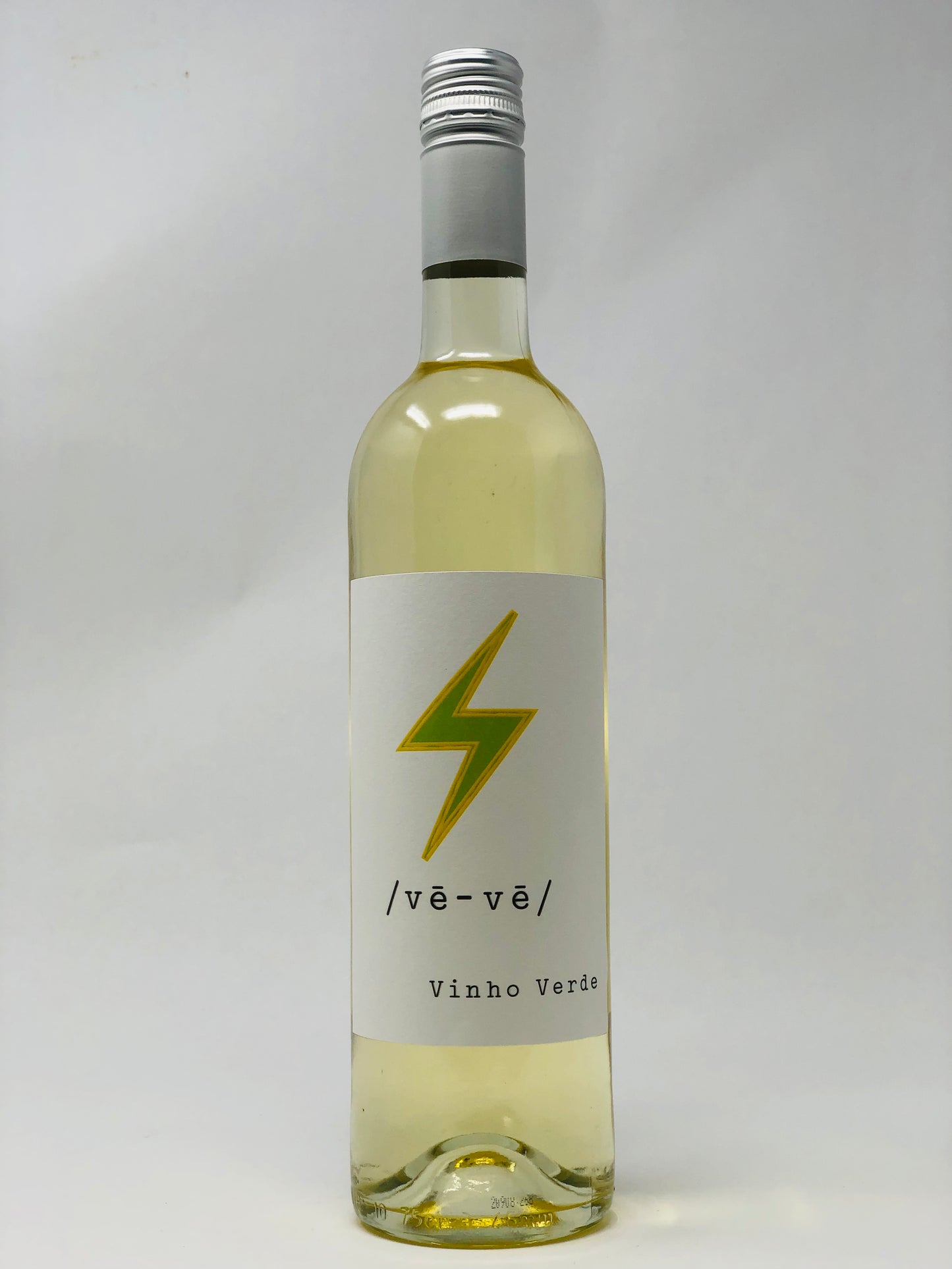 Vē-Vē, Vinho Verde